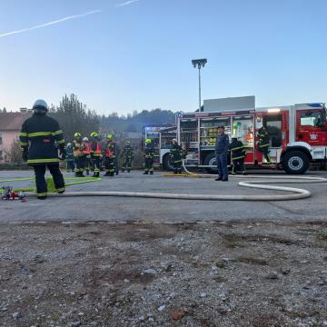 Z gasilsko sektorsko vajo v Ambrusu se je zaključil mesec požarne varnosti 7